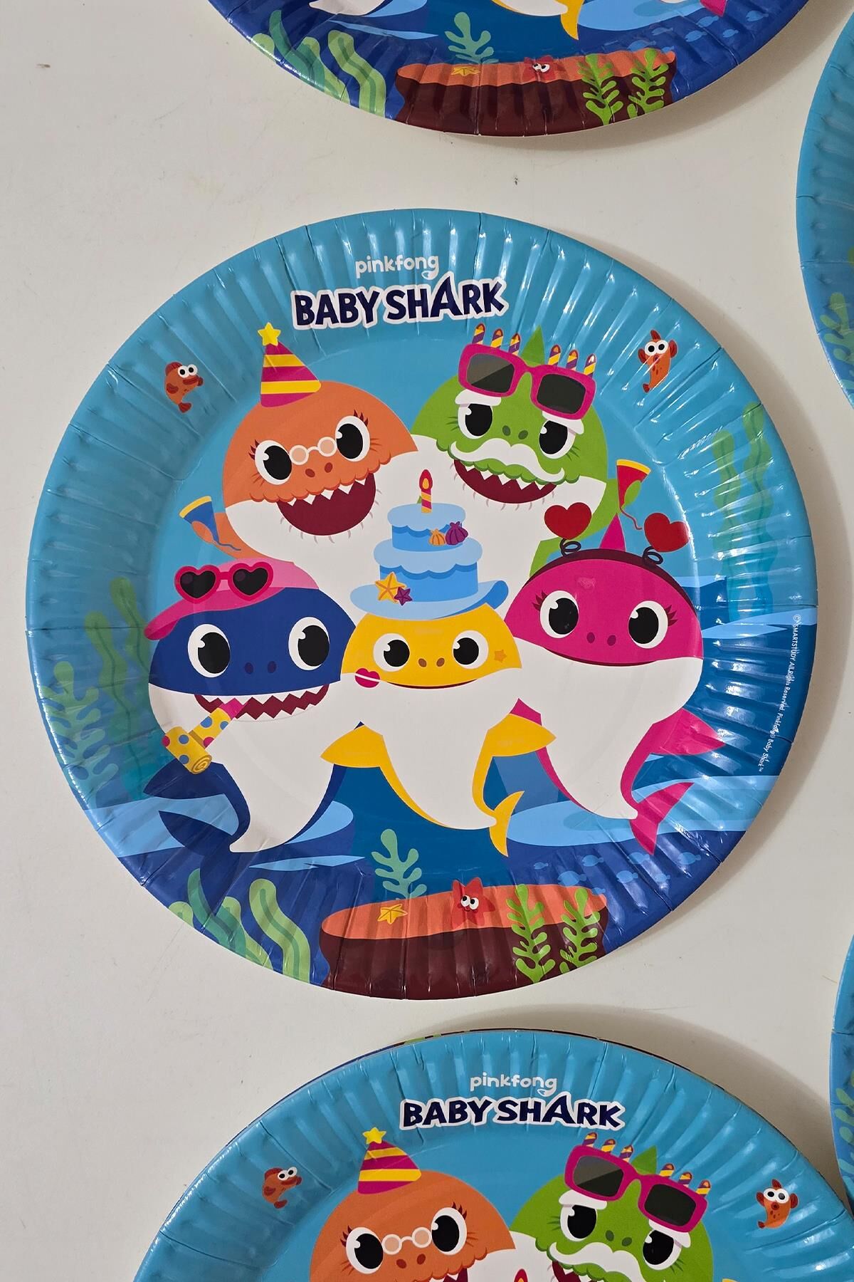 Baby Shark Karton Tabak 8 li Paket