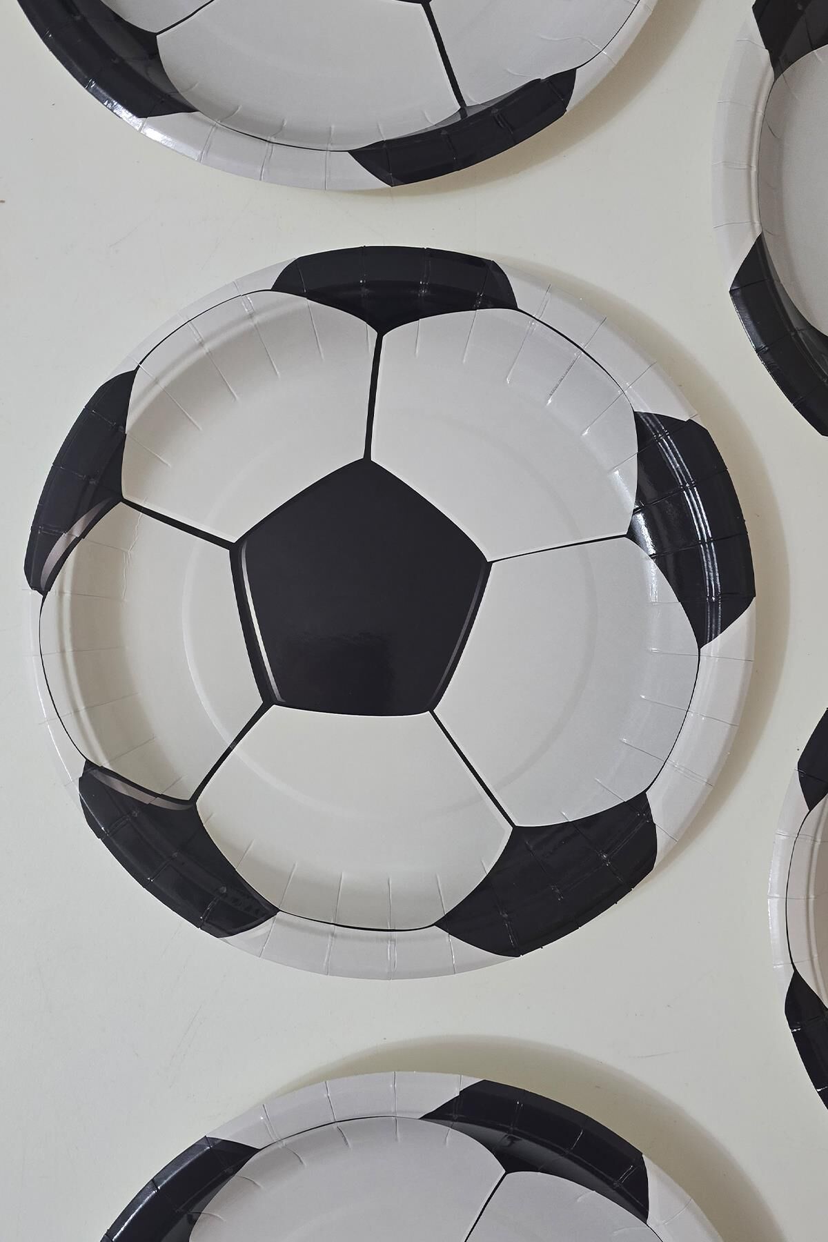 Futbol Tema Karton Tabak 8 li Paket