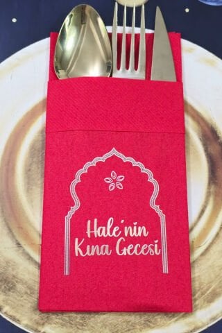 Kumaş Dokulu Cepli Kırmızı Peçete Gold Çerçeve Kına Konsept