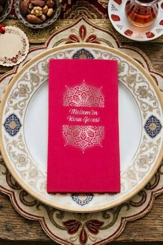 Gold Desenli Kına Konsept Baskılı Kırmızı Peçete