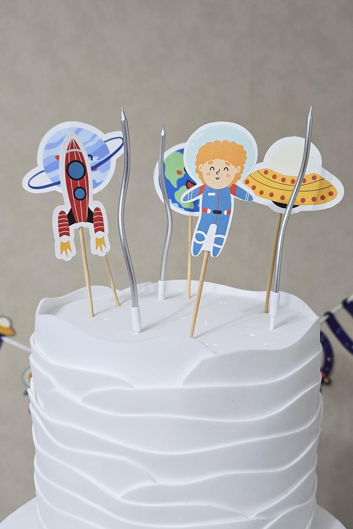 Uzay Konsept Pasta Süsleri Seti Pasta Mumu ve Pasta Kürdanları Süsleme Seti 8 Parça