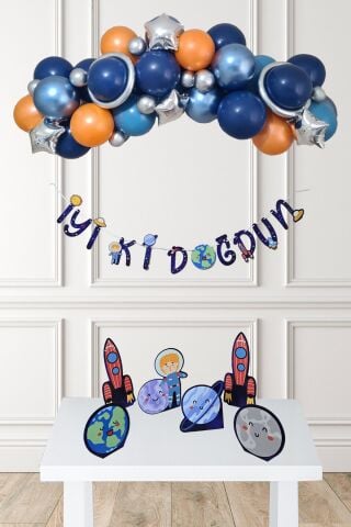 Uzay Konsept Bannerlı Masa Üstü Pano Setli Doğum Günü Balon Zinciri Seti