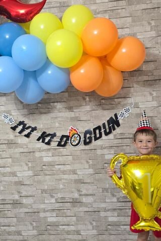 Yarış Araba Tema Doğum Günü İyi Ki Doğdun Banner Kalın Kart Uzun Banner