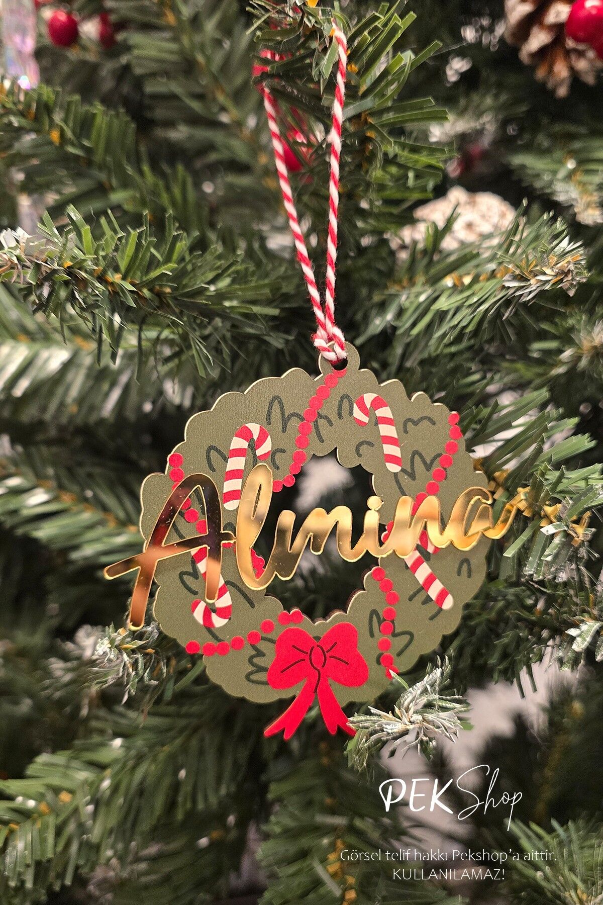 İsme Özel Gold Ayna İsimli Yılbaşı Çelengi Şekilli İsimli Yılbaşı Ağaç Süsü