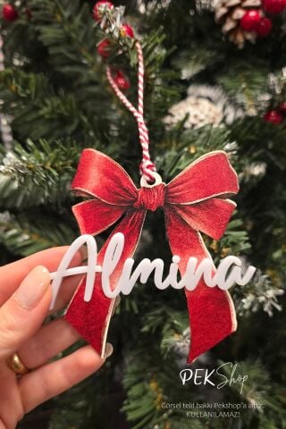 İsme Özel Fiyonk Figür Üzeri Beyaz İsimli Yılbaşı Ağaç Süsü