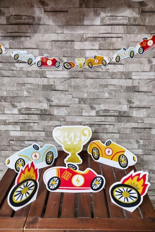Retro Yarış Arabaları Tema Doğum Günü Ayaklı Pano Seti Doğum Günü Masa Üstü Panolar