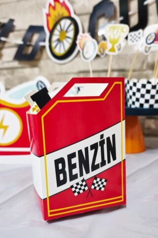 Yarış Konsept Popcorn Kutusu 8 Li Özel Üretim Benzin Bidonu Şeklinde Kutu 8 Adet