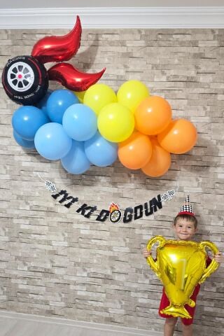 Yarış Tema Doğum Günü Balon Zinciri Seti Fon Perdeli Doğum Günü Süsleme Seti