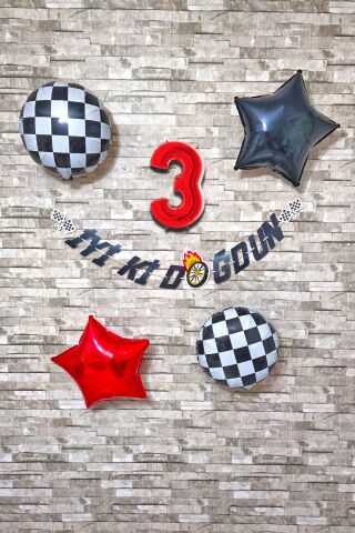 Yarış Temalı Doğum Günü Parti Seti Yaş Balonlu Bannerlı Doğum Günü Süsleme Seti