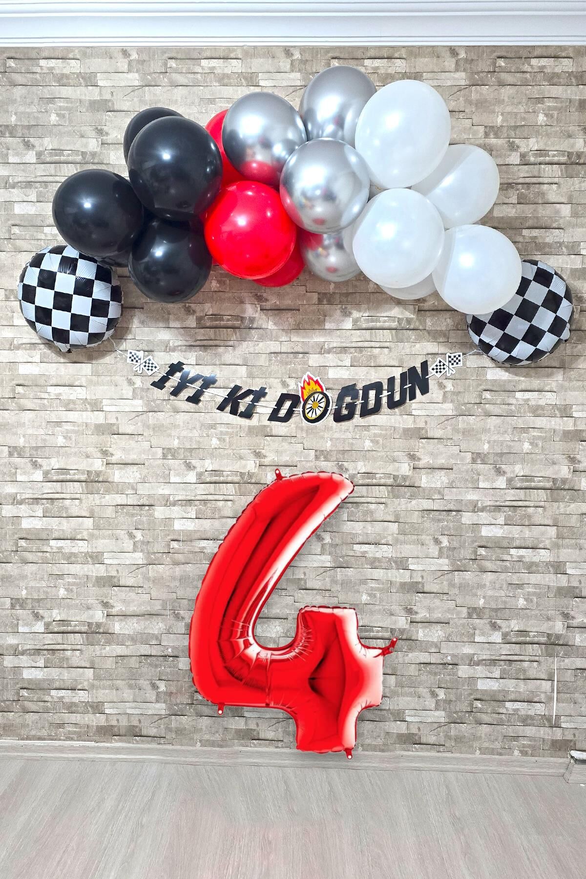 Yarış Temalı Doğum Günü Parti Seti 100cm Yaş Balonlu Bannerlı Doğum Günü Süsleme Seti 4