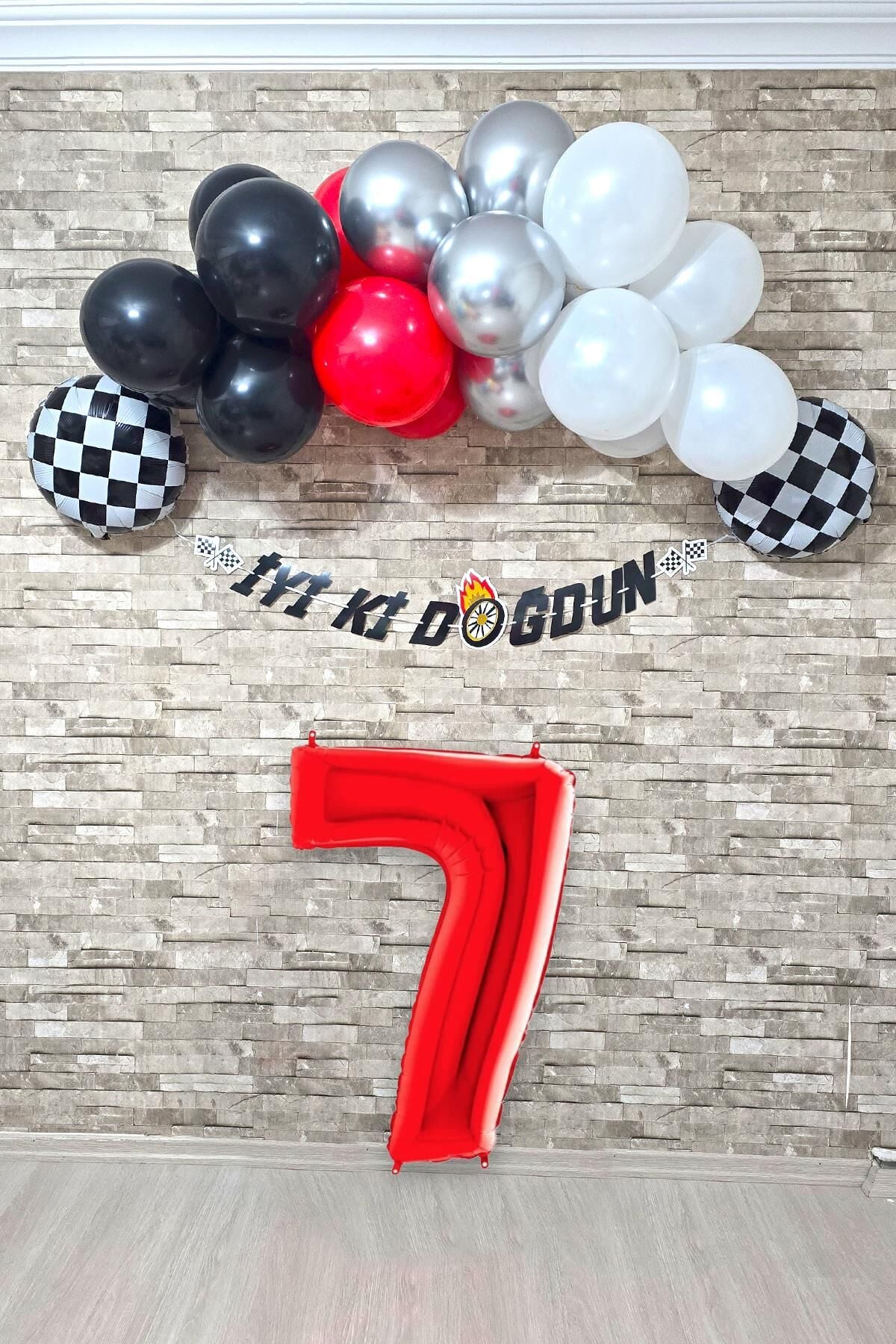 Yarış Temalı Doğum Günü Parti Seti 100cm Yaş Balonlu Bannerlı Doğum Günü Süsleme Seti 7