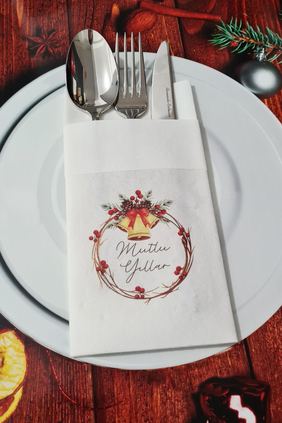 Kumaş Dokulu Mutlu Yıllar Yazılı Yılbaşı Masası Sunum Peçetesi