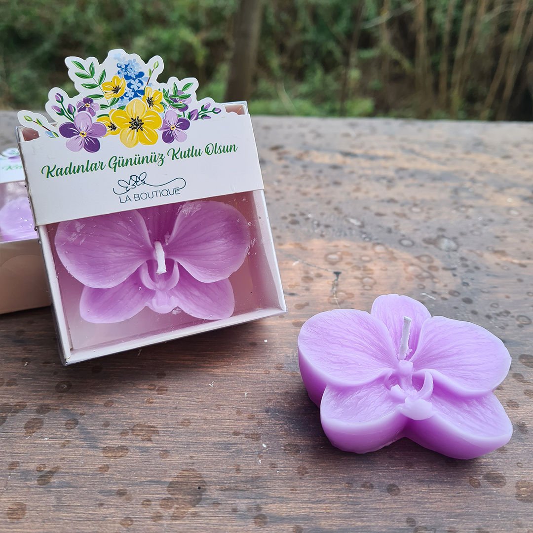 Orkide Mum Özel Kesim Kutulu Lila Renk Kadınlar Günü Hediyesi