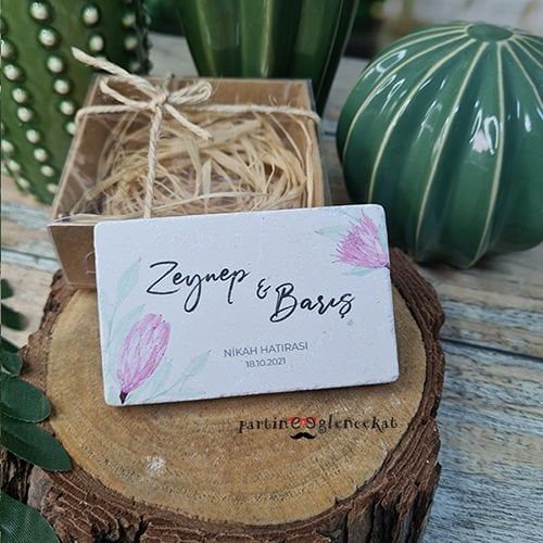 Soft Pembe Çiçekler Konsept Baskılı Taş Magnet Kutusuz