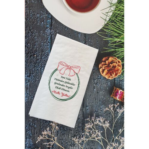 Yeni Yılda Gülücükleriniz Eksik Olmasın Yazılı Yılbaşı Masası Sunum Peçetesi