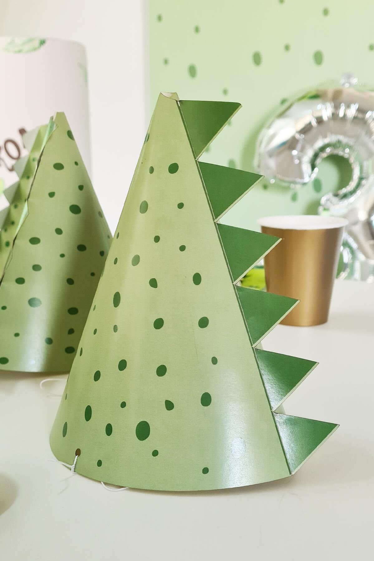 Dinazor Tema Doğum Günü Şapkası Dinozor Doğum Günü Karton Parti Şapkası