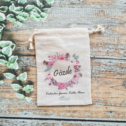 Tek Tek İsimli Çiçekli 8 Mart Kadınlar Günü Hediye Kesesi Şirket Logolu