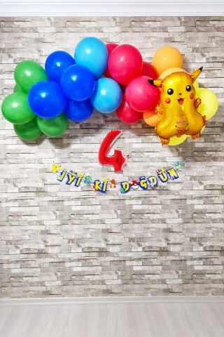 Pokemon Temalı Doğum Günü Parti Seti Yaş Balonlu Bannerlı Pokemon Doğum Günü Süsleme Seti