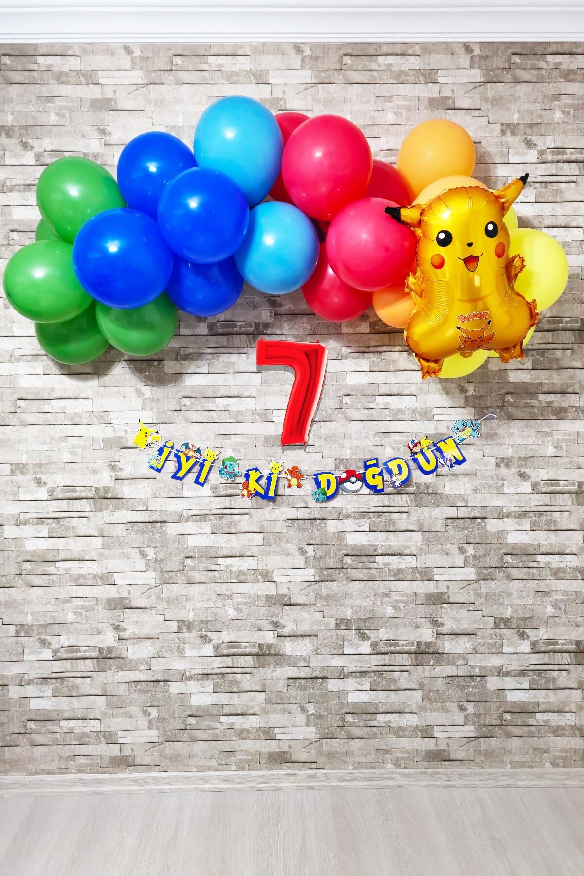 Pokemon Temalı Doğum Günü Parti Seti Yaş Balonlu Bannerlı Pokemon Doğum Günü Süsleme Seti 7