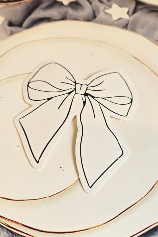 Siyah Beyaz Fiyonk Şekilli İsim Kartı Masa İsimliği Fiyonk Şekilli İsimlik 12li