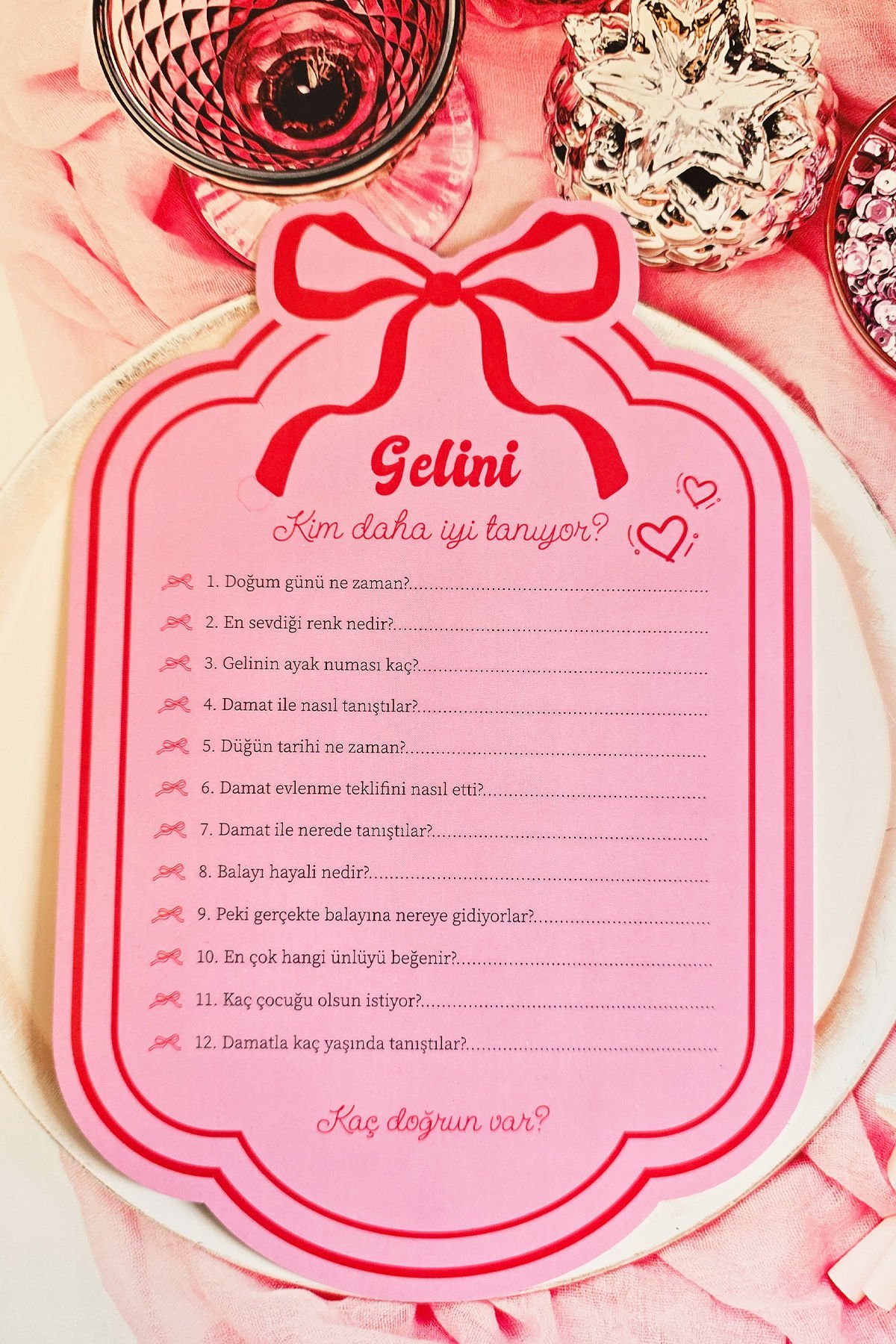 Kırmızı Pembe Fiyonk Konsept Gelini Kim Daha İyi Tanıyor Oyun Kartı