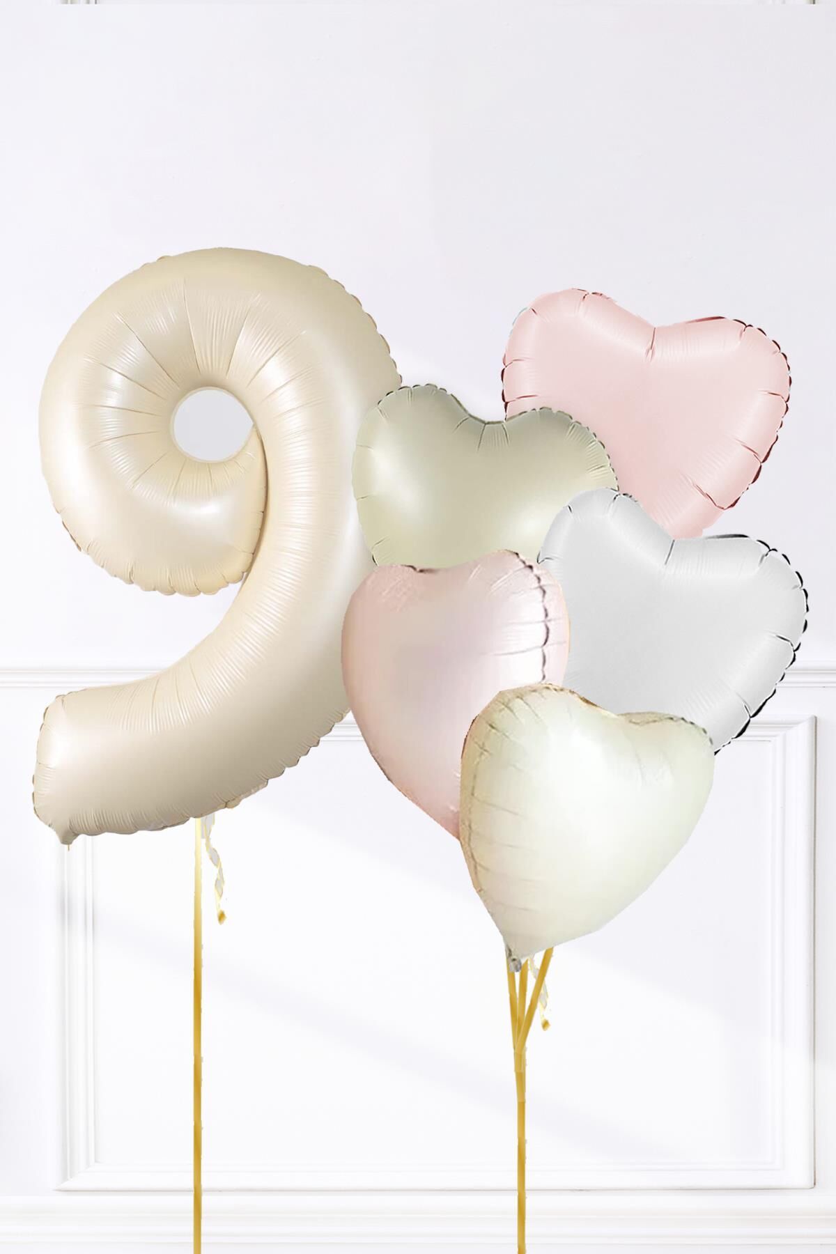 Saten Pembe Beyaz Retro Krem Renkler Kalp ve Yaş Rakamlı Doğum Günü Balon Seti 9