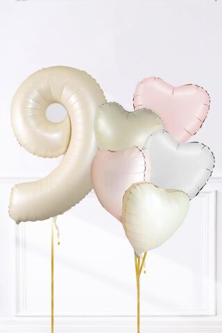 Saten Pembe Beyaz Retro Krem Renkler Kalp ve Yaş Rakamlı Doğum Günü Balon Seti 9