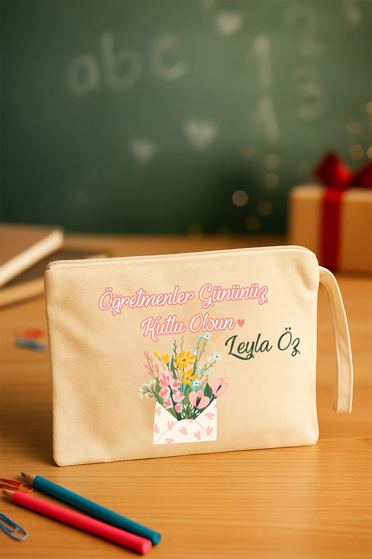 Öğretmenler Günü Hediyesi Clutch Çanta İsme Özel Üretim Çiçekli Zarf Tasarım