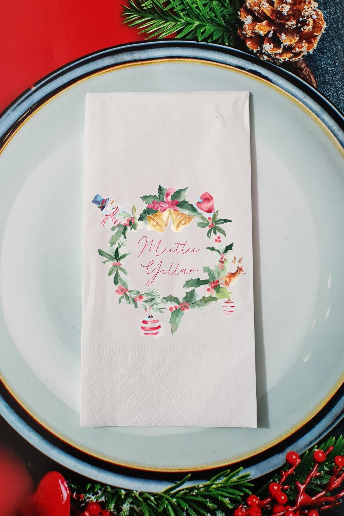 Yılbaşı Çelengi Mutlu Yıllar Yazılı Yılbaşı Sunum Peçetesi