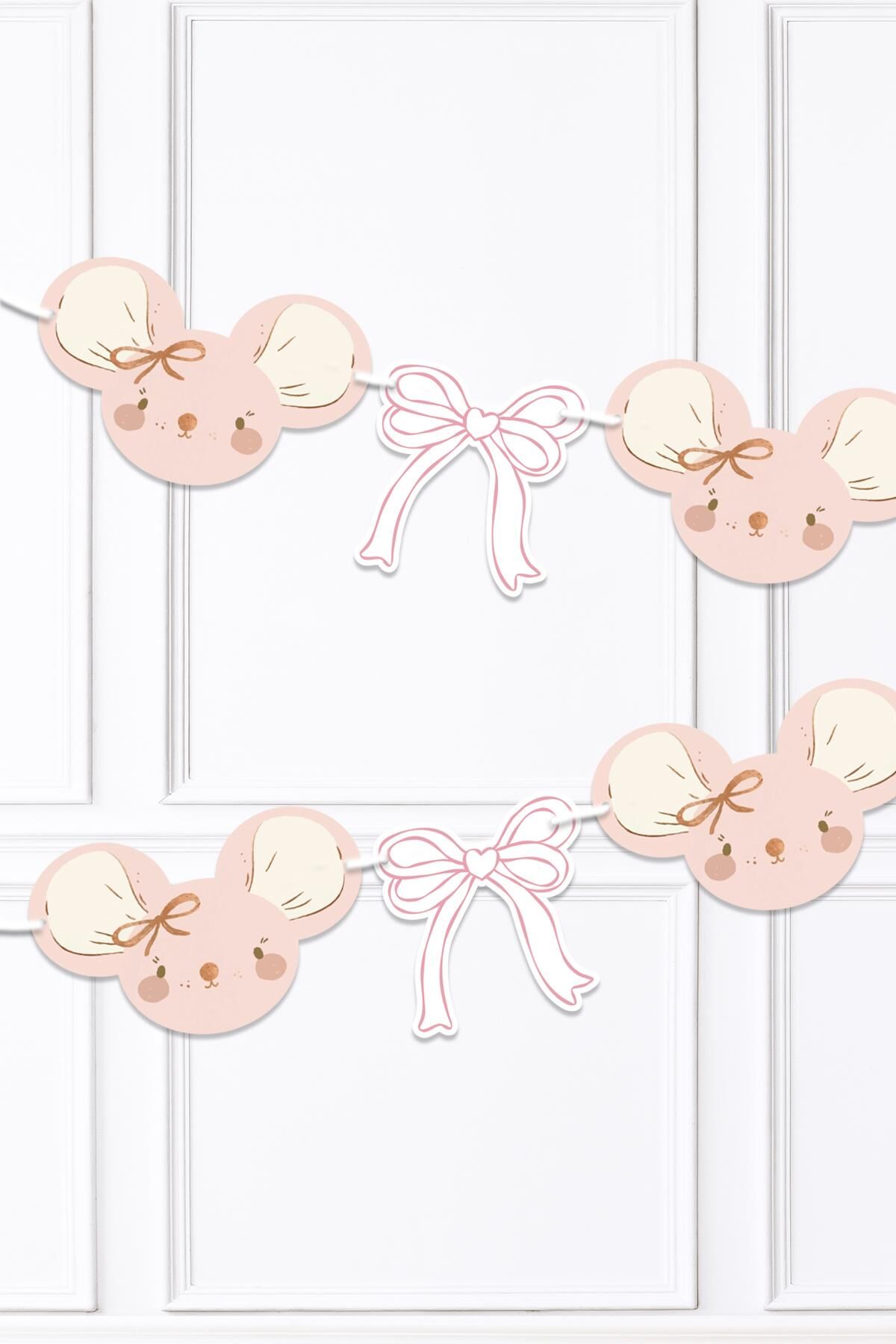 Pembe Fare Banner Duvar Süsü