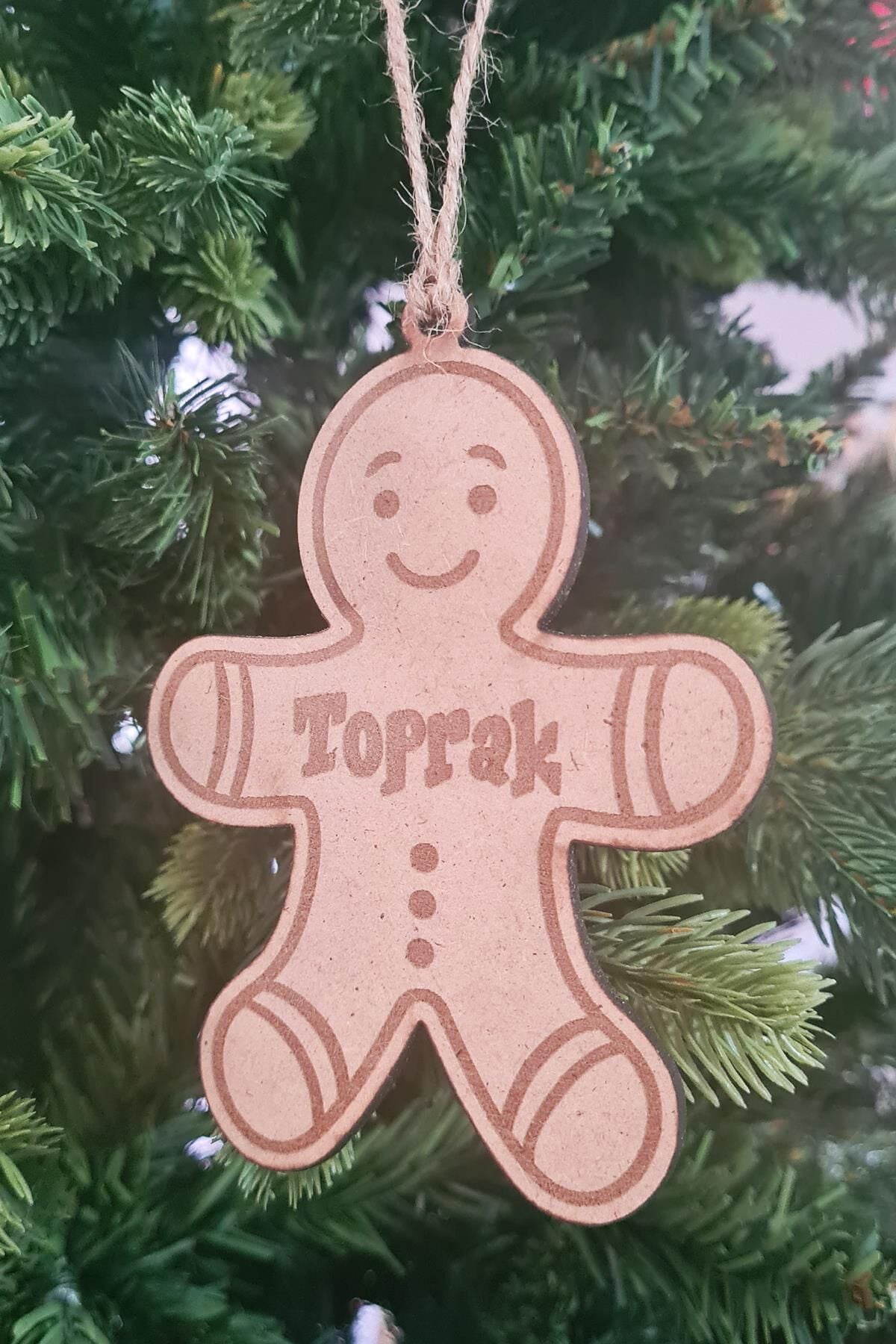 Ahşap İsme Özel Kurabiye Adam Gingerbread Şekilli Yılbaşı Ağaç Süsü